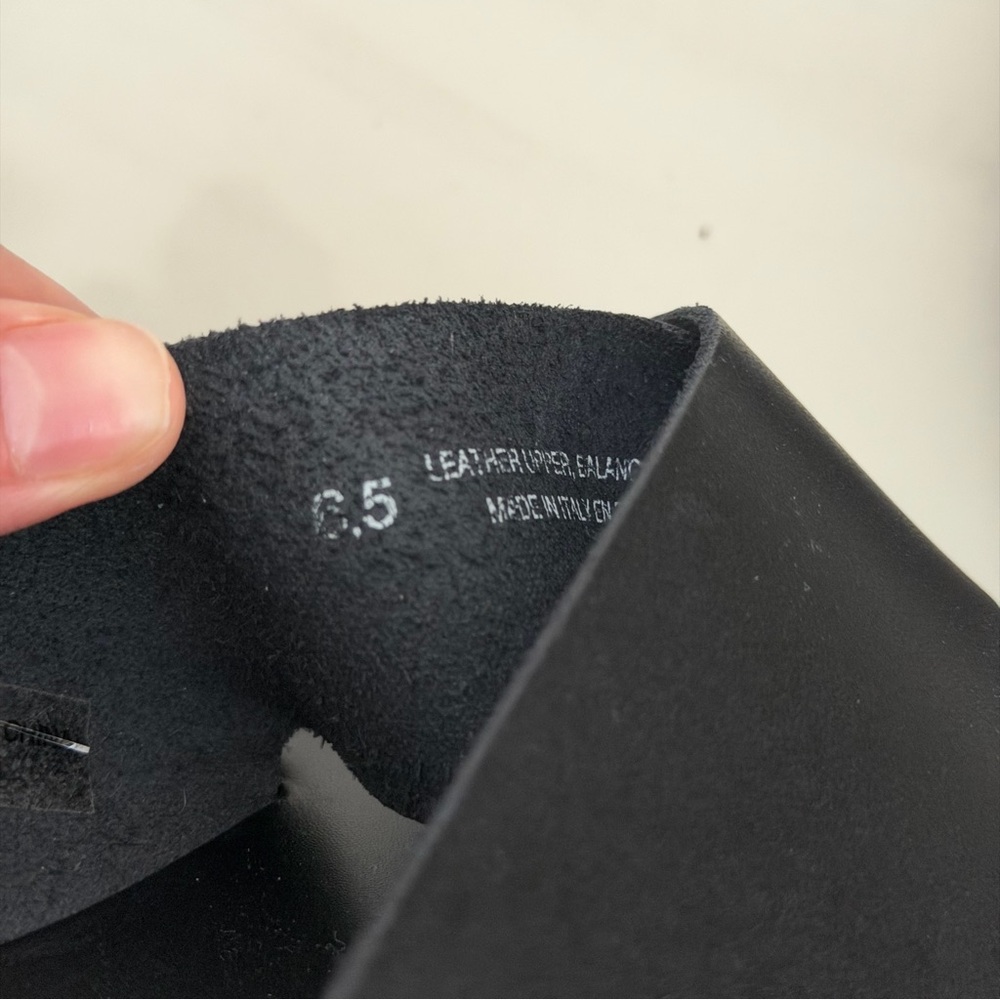 Seychelles Black Cross-Strap Sandals - Picture 3 of 3